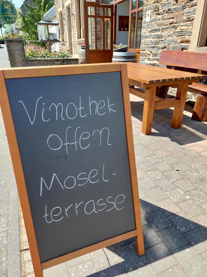 Weingut Licht-Stadtfeld Brauneberg Exteriér fotografie